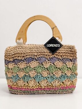 Lorenzo Woven Raffia Straw Handbag Wood Handles Boho Coastal Summer Tote